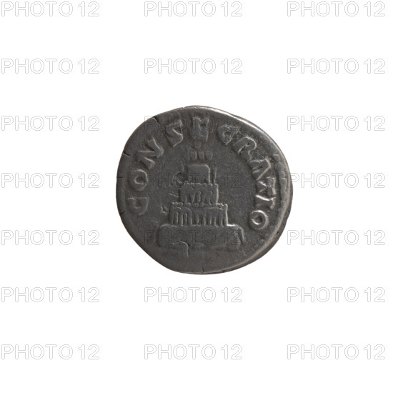 Denarius; obverse: head of Antoninus Pius without a covering facing right, legend 'DIVVS ANTONINVS' all around; reverse: funeral pyre with four tiers, decorated with garlands and statues, with a quadriga on top, legend 'CONSECRATIO' all around. Issuers: Marcus Aurelius (121–180, Roman emperor 161–180) and Lucius Verus (130–169, Roman emperor 161–169); posthumous portrait of Antoninus Pius (86–161, Roman emperor 138–161). After 161 CE, Rome, Roman Empire. Coin: silver; diameter 16.5–17.5 mm, weight 2.70 g, axis 225°.