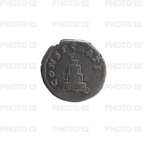 Denarius, after 161 CE. Obverse: head of Antoninus Pius without a covering, with drapery on the left shoulder, facing right, inscribed 'IVVS ANTONINV' (all around). Reverse: funeral pyre with four tiers, decorated with garlands and statues, with a quadriga on top, inscribed 'CONSECRATI' (all around). Issuers: Lucius Verus (130–169; Roman emperor 161–169), Marcus Aurelius (121–180; Roman emperor 161–180); Antoninus Pius (86–161; Roman emperor 138–161) depicted posthumously. Iconography: garlands, head of the emperor, statues, funeral pyre. Roman Empire (27 BC–476), Rome. Coin: silver denarius; diameter 16.5–17.5 mm, weight 2.68 g, axis 180°.