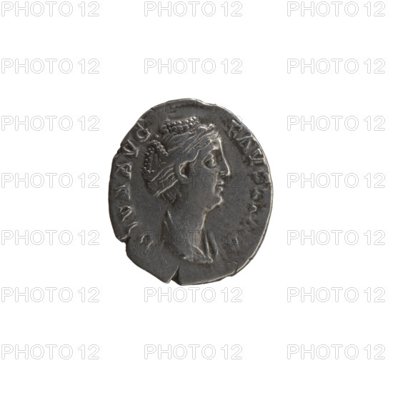 Denarius, Faustina the Elder (98–141; Roman empress 138–141) (posthumous); issuer: Antoninus Pius (86–161; Roman emperor 138–161). Obverse: Bust of Faustina I in drapery facing right, legend DIVA AVG · FAVSTINA. Reverse: Two figures shaking hands — Antoninus Pius standing right holding a scroll, and Faustina I in a veil standing left holding a scepter, legend CONC · OR · DIAE. After 141 CE, Roman Empire (27 BCE–476 CE), Rome. Coin; diameters 16.0 mm and 18.0 mm, weight 3.00 g, axis 180°.