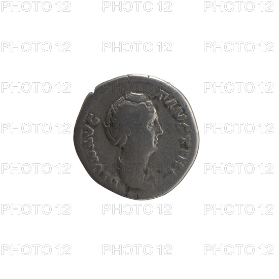 Denarius, posthumous issue featuring Faustina the Elder (98–141; Roman empress 138–141) and Antoninus Pius (86–161; Roman emperor 138–161). Obverse: Bust of Faustina I in drapery facing right, inscription DIVA AVG • FAVSTINA. Reverse: Two figures shaking hands—Antoninus Pius standing left turned right, holding a scroll; Faustina I standing right turned left, veiled and holding a scepter, inscription CONC•OR•DIAE. After 141, Roman Empire (27 BC–476), Rome. Coin; diameter 17.5 mm, weight 2.80 g, axis 0°.