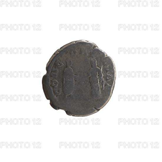 Denarius, Faustina the Elder (98–141; Roman empress 138–141) (posthumous); issuer: Antoninus Pius (86–161; Roman emperor 138–161). Obverse: Bust of Faustina I in drapery facing right, inscription DIVA AVG • FAVS. Reverse: Two figures shaking hands: Antoninus Pius stands left facing right, holding a scroll; Faustina I stands right facing left in a veil, holding a scepter, inscription CONC OR DIAE. After 141, Roman Empire (27 BC–476), Rome. Coin; diameter 17.0–18.0 mm, weight 3.37 g, axis 180°.