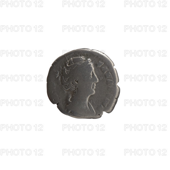 Denarius, Faustina the Elder (98–141; Roman empress 138–141) (posthumously), issuer Antoninus Pius (86–161; Roman emperor 138–161). Obverse: Bust of Faustina I in drapery facing right, A · FAVSTINA around. Reverse: Six-column façade of the temple of Divine Faustina with a statue of the empress in the middle, ED · DIV · FAVSTINAE circumferential. After 141, Roman Empire (27 BC–476), Rome. Coin; diameter 17.0 mm, weight 3.09 g, axis 0°.
