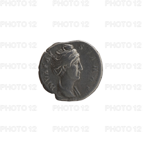 Denarius, Faustina the Elder (98–141; Roman empress 138–141) (posthumous issue), issuer: Antoninus Pius (86–161; Roman emperor 138–161). Obverse: bust of Faustina I in drapery facing right, inscription DIVA FAVSTINA. Reverse: Ceres veiled, standing right, holding a long scepter in her right hand and ears of corn in her left, inscription A VGVSTA. After 141, Roman Empire (27 BC–476), Rome. Coin; diameter 16.5–17.5 mm, weight 3.27 g.