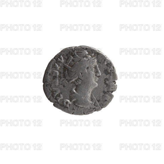 Denarius, Faustina the Elder (98–141; Roman empress 138–141) (posthumous), issuer: Antoninus Pius (86–161; Roman emperor 138–161). Obverse: Bust of Faustina I in drapery facing right, legend DIV[...], AV-STINA around. Reverse: Ceres veiled, standing left, right hand raised, holding a torch in left, legend ON-SE-C, ATIO circumferential. After 141, Roman Empire (27 BC–476), Rome. Coin: diameter 16.0–17.5 mm, weight 3.20 g, axis 180°.