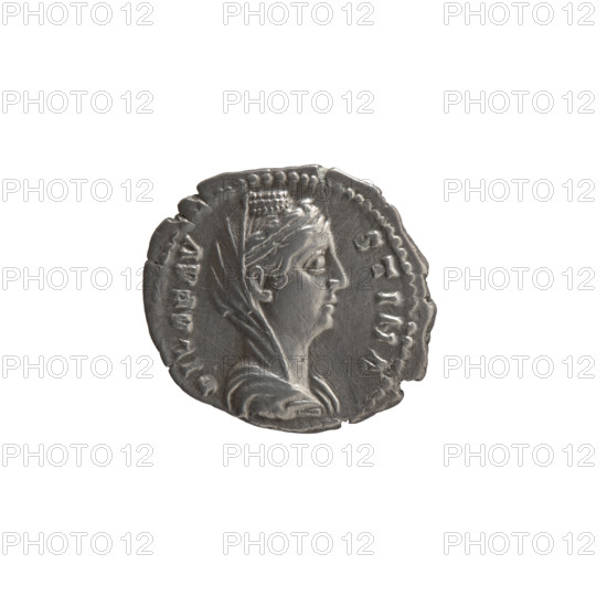 Denarius, posthumous issue for Faustina the Elder (98–141; Roman empress 138–141) by Antoninus Pius (86–161; Roman emperor 138–161). Obverse: bust of Faustina I in drapery and veil facing right, inscription DIVA FAVSTINA circumferential. Reverse: Fortuna in a veil stands left, holding a globe in her outstretched right hand and a rudder in her left, inscription AETERNITAS circumferential. After 141 CE. Roman Empire, Rome. Coin: silver; diam. 17.0–19.0 mm; weight 3.20 g; axis 180°.