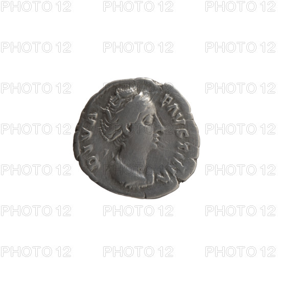 Denarius, Antoninus Pius (86–161; Roman emperor 138–161), issuer; posthumous depiction of Faustina the Elder (98–141; Roman empress 138–141); obverse: bust of Faustina I in drapery facing right, inscription DIVA · FAVSTINA; reverse: Juno in a veil standing frontally, head turned left, right hand raised, holding a long scepter, inscription VENERI or E—R—NITAS (E R NITAS) around; AE; after 141 CE; Roman Empire (27 BC–476); Rome; coin diameter 15.5–16.5 mm, weight 3.42 g, axis 180°