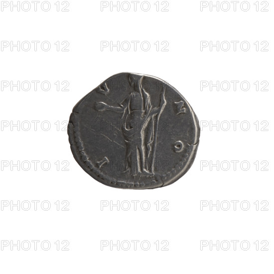 Denarius, posthumous issue for Faustina the Elder (98–141; Roman empress 138–141). Obverse: Bust of Faustina I draped, facing right, inscription DIVA·FAVSTINA. Reverse: Juno standing left, holding a patera in her right hand and a long scepter in her left, inscription I·V·NO. Issuer: Antoninus Pius (86–161; Roman emperor 138–161). After 141, Roman Empire (27 BC–476), Rome. Coin: diameter 16.5–18.5 mm, weight 3.35 g, axis 195°.