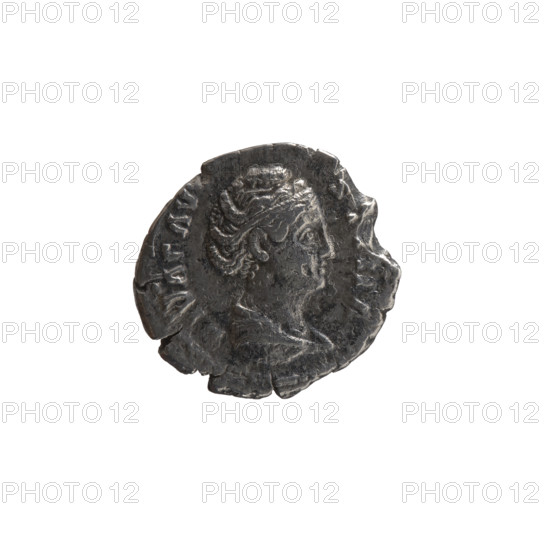Denarius, Faustina the Elder (98–141; Roman empress 138–141) (posthumous), issuer: Antoninus Pius (86–161; Roman emperor 138–161). Bust of Faustina I in drapery facing right, inscription VA FAV - S, NA all around; reverse: peacock walking to the right, turning head to the left, inscription CONS, CR - ATIO all around. After 141, Roman Empire (27 BC–476), Rome. Coin; diameter 18.0–18.5 mm, weight 2.90 g, axis 180°.