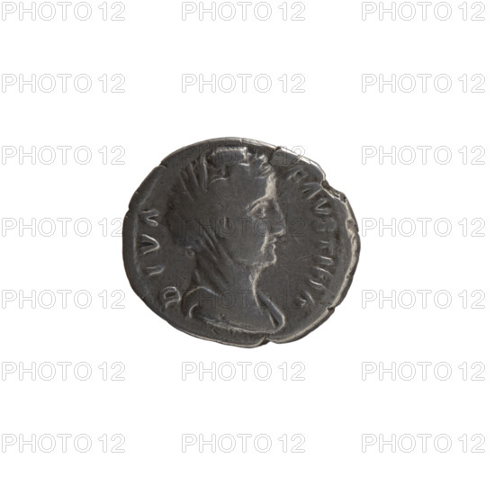 Denarius, Faustina the Elder (98–141; Roman empress 138–141) (posthumous); issuer: Antoninus Pius (86–161; Roman emperor 138–161). Obverse: Bust of Faustina I in drapery and veil facing right, inscription DIVA·FAVSTINA around. Reverse: Providentia standing left, holding a globe in her outstretched right hand and a windblown veil, inscription AETERNITAS around. After 141, Roman Empire (27 BC–476), Rome. Coin; diameter 17.0–17.5 mm, weight 3.10 g, axis 180°.