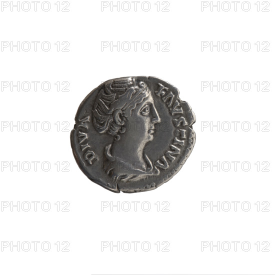 Denarius, Faustina the Elder (98–141; Roman empress 138–141) (posthumous), issuer Antoninus Pius (86–161; Roman emperor 138–161). Obverse: bust of Faustina I in drapery facing right, inscription DIVA • FAVSTINA; Reverse: Providentia standing left, holds globe in outstretched right hand and supports it with her left blown veil, inscription AETER•NITAS. After 141, Roman Empire (27 BC–476), Rome. Coin; diameter 16.0–17.0 mm, weight 3.22 g, axis 165°.