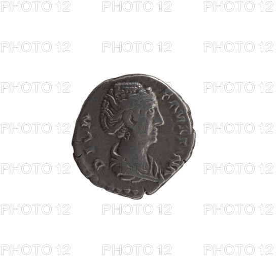 Denarius, posthumous issue for Faustina the Elder (98–141; Roman empress 138–141); issuer: Antoninus Pius (86–161; Roman emperor 138–161). Obverse: Bust of Faustina I in drapery facing right, inscription D IVA - FAVSTINA. Reverse: Providentia standing left, holding a globe in her outstretched right hand and a windblown veil in her left, inscription AET ER - NITAS. After 141, Roman Empire (27 BC–476), Rome. Coin; diameter 17.0 mm; weight 3.20 g; axis 180 degrees.