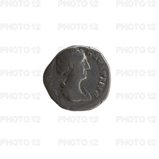 Denarius, Faustina the Elder (98–141; Roman empress 138–141) (posthumous issue of Antoninus Pius, 86–161; Roman emperor 138–161). Obverse: Bust of Faustina I in drapery facing right, inscription DIV • FAVSTINA around. Reverse: Providentia standing left, holding a globe in her outstretched right hand and a windblown veil, inscription AETER•NITAS around. After 141, Roman Empire, Rome. Coin; diameter 16.0–18.0 mm, weight 2.70 g, axis 0°.