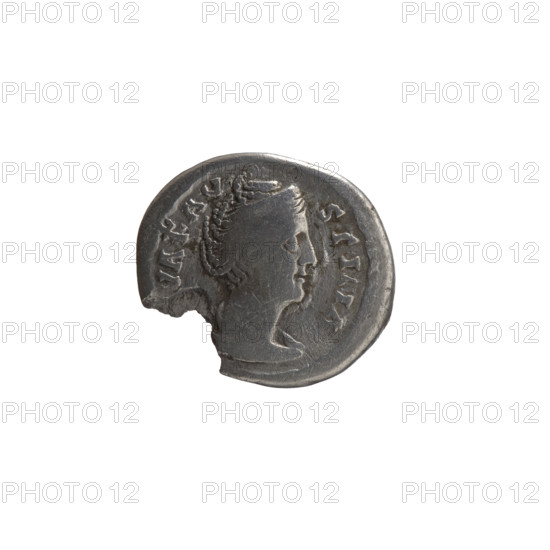 Denarius, posthumous issue for Faustina the Elder (98–141; Roman empress 138–141). Obverse: Bust of Faustina I in drapery facing right, inscription VA FAV - STINA all around. Reverse: Vesta standing left, holding a ladle (simpulum) in her right hand and a statuette of Athena (palladium) in her left, inscription A VG - STA all around. Issuer: Antoninus Pius (86–161; Roman emperor 138–161). After 141, Rome, Roman Empire (27 BC–476). Coin; diameter 16.0–18.5 mm, weight 2.75 g, axis 180 degrees.