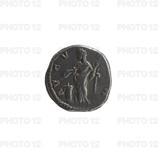 Denarius, posthumous issue for Faustina the Elder (98–141; Roman empress 138–141); issuer: Antoninus Pius (86–161; Roman emperor 138–161). Obverse: Bust of Faustina I in drapery facing right, inscribed DIVA FAV-STINA. Reverse: Vesta standing left, holding a statuette of Athena (palladium) in her left hand and a patera in her right above an altar, inscribed A VGV-S, A around. Iconography: Roman deities, Vesta; attributes: palladium, patera, altars. After 141, Rome, Roman Empire (27 BC–476). Coin: silver denarius; diameter 16.0–17.0 mm; weight 3.30 g; axis 180°.
