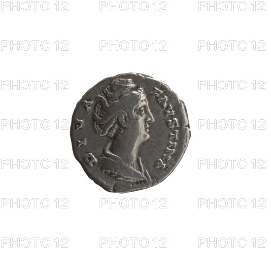 Denarius, posthumous issue for Faustina the Elder (98–141; Roman empress 138–141); issuer: Antoninus Pius (86–161; Roman emperor 138–161). Obverse: bust of Faustina I in drapery facing right, legend DIVA · FAVSTINA around. Reverse: Vesta seated left holding a scepter in her left hand and a patera in her right, legend A · VGV · STA around. After 141 CE, Roman Empire (27 BCE–476 CE), Rome. Silver coin; diameter 16.5–17.5 mm, weight 3.00 g, axis 0°.