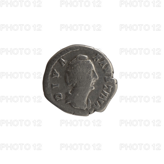 Denarius, Faustina the Elder (98–141; Roman empress 138–141) (posthumous), issuer: Antoninus Pius (86–161; Roman emperor 138–161). Obverse: Bust of Faustina I in drapery facing right, legend D IVA - FAVSTINA around. Reverse: Vesta standing left, holding a statuette of Athena (palladion) in her outstretched right hand and a scepter in her left, legend VE - TA around. Iconography: Roman deities; Faustina the Elder — iconography; Vesta (mythology); palladium (attribute); scepters. Date: after 141. Culture/place: Roman Empire, Rome. Object type/material: coin (denarius). Measurements: diameters 16.5 mm and 18.0 mm, weight 3.00 g, axis 180 degrees.