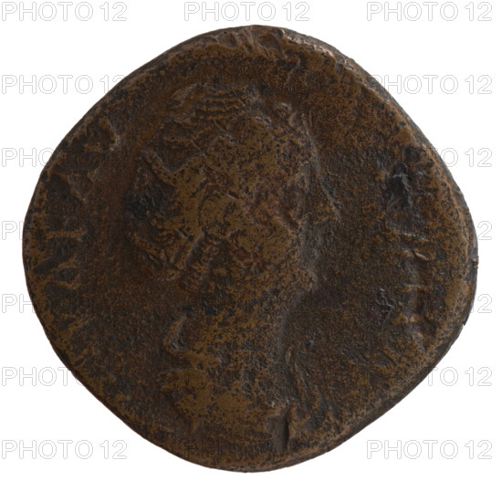 Sestertius, posthumous issue of Faustina the Elder (98–141; Roman empress 138–141), issuer Antoninus Pius (86–161; Roman emperor 138–161). Obverse: bust of Faustina I in drapery facing right, inscription VA FAV around. Reverse: Aeternitas veiled, seated on throne left, holding a globe with a phoenix in outstretched right hand and a scepter in left, inscription AETERNI[A] around, in the exergue. After 141, Rome, Roman Empire. Bronze coin; diameter 29.5 mm, weight 21.65 g, axis 0°.