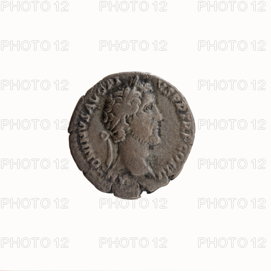 Denarius; obverse: head of Antoninus Pius with laurel wreath to the right, inscription 'ANTONINVS AVG PI - VS PP TR P COS III'; reverse: head of young Marcus Aurelius without covering to the right, inscription 'AVRELIVS CAESAR AVG PII F COS'; dated 140; Roman Empire, Rome; silver coin; diameter 17.0 mm; weight 2.98 g; axis 15°.