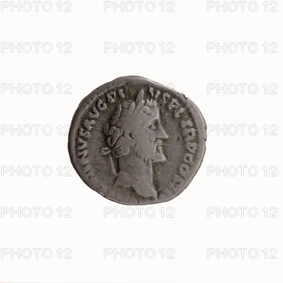 Denarius, Antoninus Pius (86–161; Roman emperor 138–161), issuer; Marcus Aurelius (121–180; Roman emperor 161–180), caesar 139–161, heir to the throne 138–161 — iconography: heads (portraits), paludamentums. Obverse: Head of Antoninus Pius in a laurel wreath to the right, inscription NINVS AVG PI - VS PP TR P COS II around. Reverse: Bust of young Marcus Aurelius in cloak (paludamentum), headless, facing right, inscription AVRELIVS CAE R AVG PII F COS around. Date ca. 140. Roman Empire (27 BC–476), Rome. Coin: diameter 16.5–18.0 mm, weight 3.21 g, axis 165°.