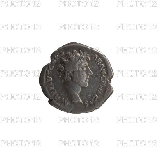 Denarius of Marcus Aurelius (121–180; Roman emperor 161–180), ca. 140–144. Obverse: Head of young Marcus Aurelius without a cap to the right, inscription AVRELIVS CAES - AR AVG, II F COS. Reverse: Sacred utensils from the left—knife (secespita), sprinkler (aspergillum), jug (capis), crosier (lituus), and dipper (simpulum)—with inscription PIETAS AV. Roman Empire, Rome. Coin; AV; diameter ~17.5–18.0 mm; weight 3.20 g; axis 195°.