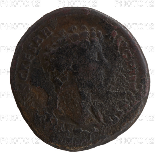Sestertius, Marcus Aurelius (121–180; Roman emperor 161–180), Caesar 139–161; issuer: Antoninus Pius (86–161; Roman emperor 138–161). Obverse: Head of young Marcus Aurelius bare, right; legend IVS CAESAR - AVG PII FC, II around. Reverse: Minerva walking right, right hand raised holding a spear ready to throw, left hand holding a round shield; fields S - C, 145–147. Roman Empire, Rome; coin. Diameter obverse 31.0 mm, diameter reverse 32.5 mm; weight 25.70 g; axis 0°.