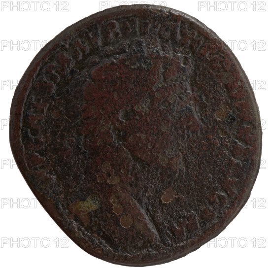 Sestertius, Marcus Aurelius (121–180; Roman emperor 161–180) issuer; obverse: head of Marcus Aurelius uncovered to the right, inscription 'MP CAES M AVREL ANTONINVS AVG PM' all around; reverse: Marcus Aurelius and Lucius Verus (130–169; Roman emperor) stand opposite each other and shake hands, Marcus Aurelius holds a scroll, inscription 'CONCORD AVGVSTOR TR P XV' all around, in the exergue 'COS III', in the fields 'SC'; dated 161; Roman Empire; Rome; coin; bronze; weight 20.10 g; diameters 30.0–31.0 mm; axis 345°.