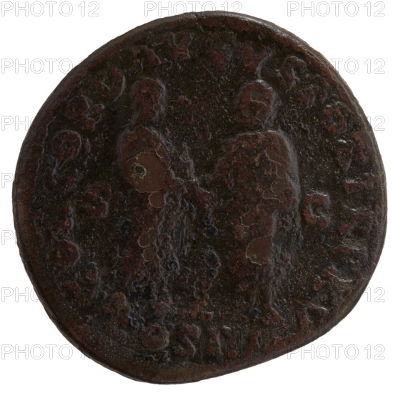 Sestertius of Marcus Aurelius (121–180; Roman emperor 161–180), issuer Marcus Aurelius. Obverse: head of Marcus Aurelius uncovered to the right, legend 'MP CAES M AVREL ANTONINVS AVG PM' all around. Reverse: Marcus Aurelius and Lucius Verus stand opposite each other and shake hands; Marcus Aurelius holds a scroll, legend 'CONCORD AVGVSTOR TR P XV' all around; COS III, in the fields 'SC'. Date: 161. Roman Empire, Rome. Coin; bronze; weight 20.1 g; diameters 30.0–31.0 mm; axis 345°. Lucius Verus (130–169; Roman emperor) depicted — handshake and scroll iconography.