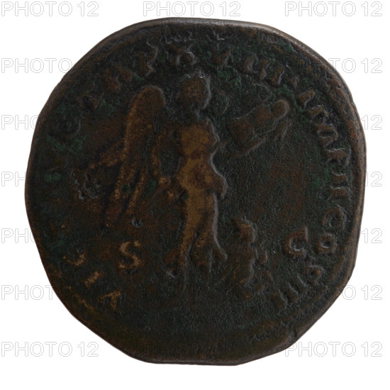 Sestertius, Marcus Aurelius (121–180; Roman emperor 161–180), issuer. Obverse: Head of Marcus Aurelius with laurel wreath to the right, inscription REL ANTONINVS AVG - ARMENIACVS PM. Reverse: Victoria stands to the right, holding a trophy in both hands; in front of her sits the personification of Armenia, inscription VICT AVG TR P XVIII IMP II COS III in SC fields. Date: 163–164. Roman Empire (27 BC–476), Rome. Coin; diameter 29.5–30.5 mm, weight 22.80 g, axis 0°.