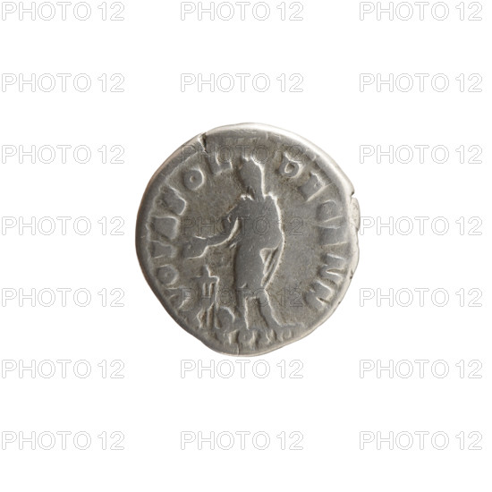 Denarius of Marcus Aurelius (121–180; Roman Emperor 161–180). Obverse: Head of Marcus Aurelius with laurel wreath facing right, legend 'IMP M ANTONINVS - AVG TR P XXV'. Reverse: The emperor in priestly attire stands left, holding a patera above a tripod with a bull beside it, legend 'VOTA SOL - DECENN'. Episode COS III, 170–171. Roman Empire, Rome. Coin; diameter ~18.0–18.5 mm, weight 3.10 g, axis 0°.