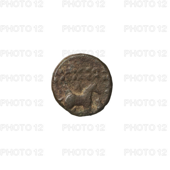 Bronze coin of Phraates IV (37–2 BC). Obverse: diademed head of Phraates IV facing left. Reverse: horse standing right. Parthian Kingdom, Ecbatana (Iran). Diameter 10.0 mm; weight 1.30 g.
