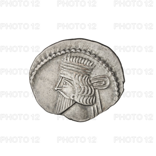 Drachma, Vardanes I (41–45). Obverse: bust of Vardanes I left, wearing a diadem. Reverse: Arsakes seated on a throne, facing right, holding a bow in front of him. Parthian Kingdom, Iran. Coin. Diameter 19.0–21.0 mm; weight 3.65 g. Subjects: busts, bows (armed), diadems. Iconography: Arsakes I (Parthian king; ca. 247–217 BCE).