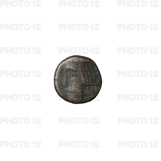 Bronze coin of Gotarzes II (King of the Parthians; 40–51). Obverse: head of Gotarzes II in diadem facing left. Reverse: Arsakes I (King of the Parthians; ca. 247–217 BCE) seated on a throne with a bow, facing right. Parthian Kingdom, Ecbatana (Iran). Coin, diameter 0.9 cm, weight 1.15 g.
