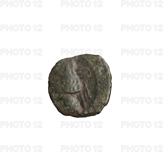 Bronze coin of Vologases I (51–79). Obverse: bust of Vologases I wearing a diadem, facing left. Reverse: symbol (religious?) in a square. Parthian Kingdom (Iran). Coin diameter 12.0 × 12.5 mm, weight 0.95 g.
