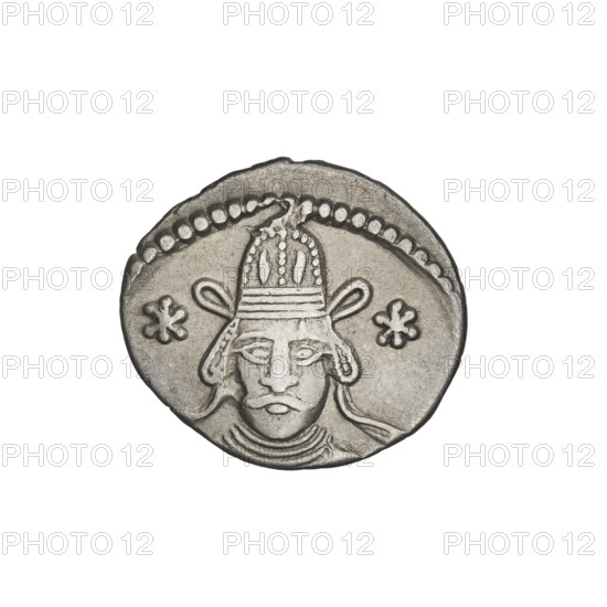 drachma, Vardanes II (55–58), Obv.: head of Vardanes II wearing tiara and diadem in frontal view, two stars above the king's head. Rev.: Arsakes I (King of Parthians; ca. 247–217 BC) sitting on a throne, holding a bow in his hand, monogram below the bow. Iconography: heads, diadems, busts, bows (armed), stars. Parthian Kingdom, Ecbatana, Iran. Coin: diameter 18.0 × 20.0 mm, weight 3.57 g.