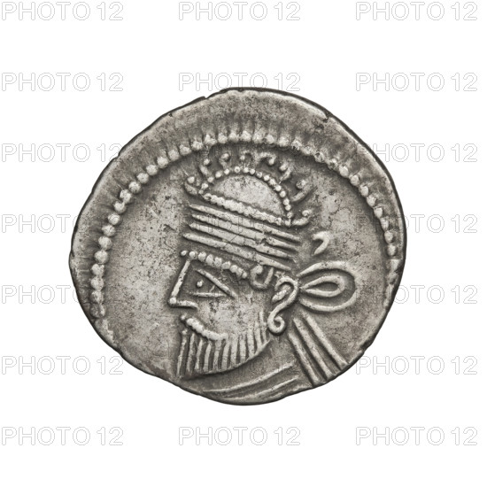 Drachma of Vologases II (77–80). Obverse: head of Vologases II turned left, wearing a tiara decorated with seven bosses. Reverse: Arsakes seated on a throne turned right, holding a bow; monogram below the bow. Iconography: bows, diadems, tiaras, heads. Parthian Kingdom (Parthia), Iran. Arsakes I (King of Parthians; ca. 247–217 BC) — iconographic reference. Coin; diameter 20.5–21.0 mm, weight 3.90 g.