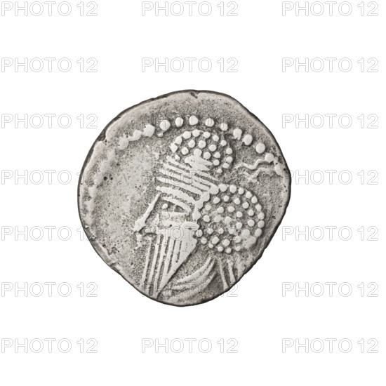 Drachma of Osroes I (ruler of Parthia; 108–128). Obverse: head of Osroes wearing a tiara, in profile to the left. Reverse: Arsakes seated on a throne facing right, holding a bow; monogram below the bow. Parthian Kingdom (Arsakes I iconography), Parthia (Iran). Mint, 108–128. Coin; diameter 18.5 × 20.0 mm, weight 3.90 g.