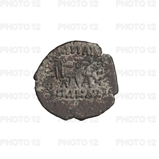 Drachma of Vologases V (191–208). Obverse: bust of Vologases V wearing a tiara, king facing left. Reverse: Arsakes seated on the throne, bow in hand, facing right; below the arch – monogram. Iconography includes bows (armed), Arsakes on the throne, heads, tiaras. Parthian Kingdom, Ecbatana (Iran). Coin; diameter 18.0 × 20.0 mm; weight 3.47 g.