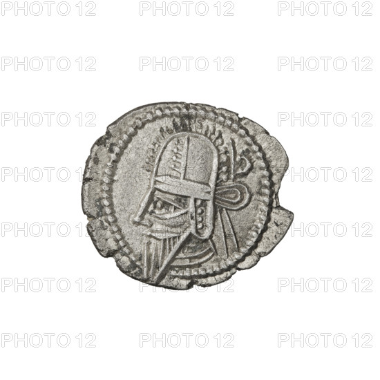 Drachma, Vologases V (191–208). Obverse: bust of Vologases V wearing a tiara, king facing left. Reverse: Arsakes seated on the throne, holding a bow in his hand, facing right; below the arch – monogram. Iconography includes helmets, bows (armed), tiaras; references Arsakes I (King of Parthians; ca. 247–217 BCE), Parthian Kingdom. Coin: Parthia, Ecbatana, Iran; diameter 17.5–20.0 mm; weight 3.35 g.