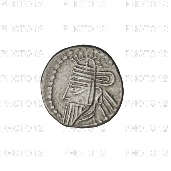 drachma, Artabanos IV (king of Parthia; 213–224 AD); Obv.: head of Artabanos IV wearing a tiara, facing left; Rev.: Arsakes I (king of Parthia; ca. 247–217 BC) seated on a throne, bow in hand, facing right, below the arch – monogram; helmets, bows (armed), heads; Parthian Kingdom, Ecbatana, Iran; 213–227; coin; diameter 17.0 mm; weight 3.60 g