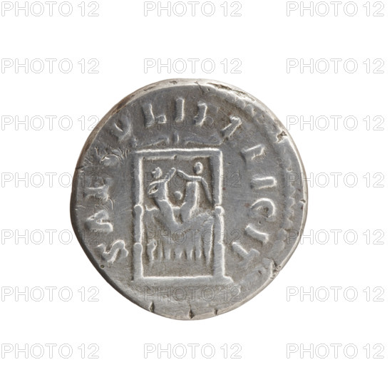 Denarius of Faustina the Younger (ca. 130–176; Roman empress 161–176) issued under Marcus Aurelius (121–180; Roman emperor 161–180). Obverse: draped bust of Faustina II facing right, inscribed VSTIN—AVGVSTA. Reverse: draped throne (pulvinar) with two children (twins Commodus and Antoninus), motif SAECVLI FELICIT. Iconography notes: pulvinar with two children; children; Faustina the Younger; Commodus — thrones. Date: 161–176, Rome, Roman Empire. Coin: diameter 17.5 mm, weight 3.20 g, axis 180°.