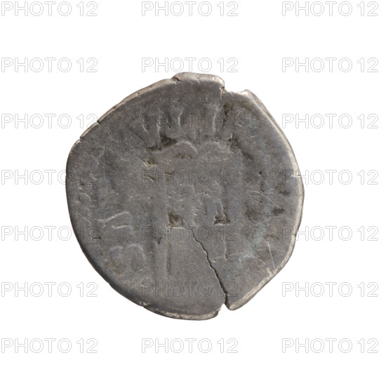 Denarius of Faustina the Younger (ca. 130–176), Roman empress (161–176), issuer Marcus Aurelius (121–180), Roman emperor (161–180). Obverse: draped bust of Faustina II facing right, inscription FAVSTINA · AVGVSTA. Reverse: draped throne (pulvinar) with two children (twins Commodus and Antoninus), inscription SAECVLI · FICIT (circumferential). Date: 161–176. Roman Empire (27 BC–476), Rome. Coin: diameter 17.0–18.0 mm, weight 2.50 g, axis 180°.