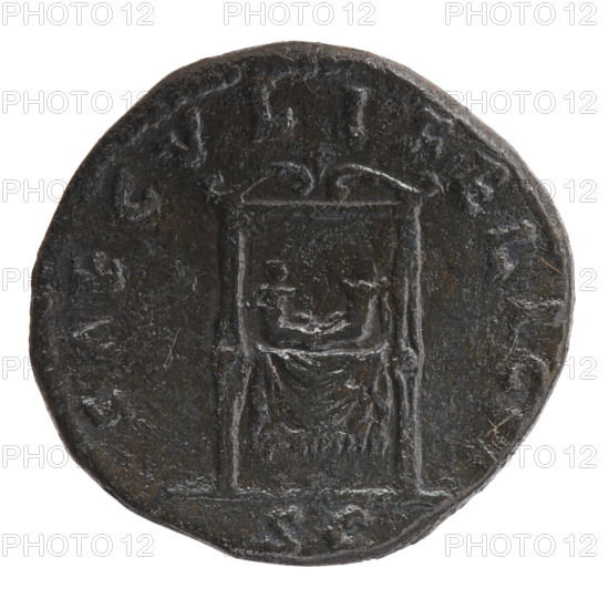 sestertius, Faustina the Younger (ca. 130–176; Roman empress 161–176), Marcus Aurelius (121–180; Roman emperor 161–180) (issuer); obverse: draped bust of Faustina II facing right, inscription FAVSTINA·AVG; reverse: draped throne (pulvinar) with two children (twins Commodus and Antoninus/Caesar) seated, inscription SAECVLI·FELICIT, in the SC section; date: 161–176; Roman Empire, Rome; coin: diameter 30.5–31.5 mm, weight 24.20 g, axis 15°.