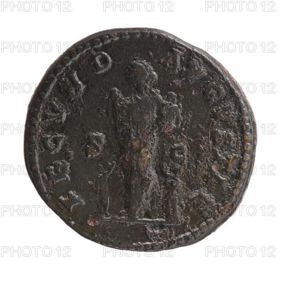 Dupondius/as of Faustina the Younger (ca. 130–176; Roman empress 161–176) and Marcus Aurelius (121–180; Roman emperor 161–180), issuer. Obverse: Bust of Faustina II in drapery facing right, inscription 'FAVSTINA - AVGVSTA' all around. Reverse: Fecunditas (personification) stands frontally, turns her head to the left, holds two infants in her arms; two children stand at her sides (one each), inscription 'FECVND - AVGVSTAE' all around, in fields 'SC'. Date: 161–176. Culture/place: Roman Empire, Rome. Object: coin. Diameter: 25.0–26.0 mm. Weight: 11.90 g. Axis: 0°.