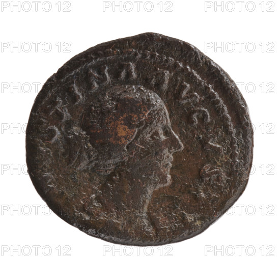 Marcus Aurelius (121–180; Roman emperor 161–180), issuer; Faustina the Younger (c.130–176; Roman empress 161–176). Bust of Faustina II in drapery facing right, legend AVSTINA AVGVSTA around. Reverse: Faustina as Fecunditas stands frontally, turns her head left, holds two infants in her arms; four children stand at her sides (two each). Legends TEMPOR, LIC around; control marks SC. Date: 161–176. Roman Empire, Rome. Coin; diameter 24.0–25.5 mm; weight 9.20 g; axis 180°.