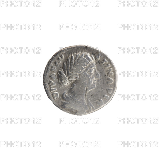 Denarius, Marcus Aurelius (121–180; Roman emperor 161–180) (issuer). Bust of Faustina the Younger (ca. 130–176; Roman empress 161–176) in drapery facing right, inscription DIVA FAV—STINA PIA around. Reverse: Aeternitas (personification) in a veil stands frontally, turns her head to the left, lifts a fold of the veil with her right hand and holds a torch in her left; inscription AETER—NITA—S around. Posthumous issue after 176, Rome, Roman Empire (27 BC–476). Coin. Diameter 18.0–18.5 mm, weight 3.00 g, axis 195°.