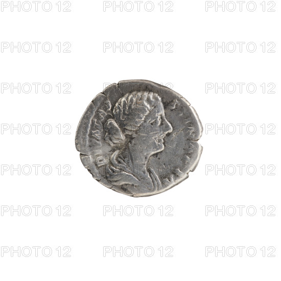 Denarius, posthumous issue for Faustina the Younger (ca. 130–176; Roman empress 161–176); issuer Marcus Aurelius (121–180; Roman emperor 161–180). Obverse: bust of Faustina II in drapery facing right, inscription DIVA FAV – STINA PIA. Reverse: peacock standing right with folded tail, head turned left, legend CO SECRATIO. After 176 CE, Roman Empire (Rome). Coin; diameter 17.0–18.5 mm, weight 2.50 g, axis 0°.