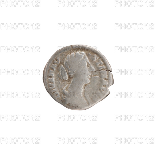 Denarius, Faustina the Younger (ca. 130–176; Roman empress 161–176) (posthumous issue), Marcus Aurelius (121–180; Roman emperor 161–180) (issuer). Obverse: Bust of Faustina II in drapery facing right, inscription DIVA FAVSTINA PIA. Reverse: Peacock standing right with folded tail, inscription CONSEC RATIO (partial/abbreviated legend). After 176 CE, Roman Empire (27 BC–476), Rome. Coin: diameter 17.5–18.0 mm, weight 2.30 g, axis 345°.