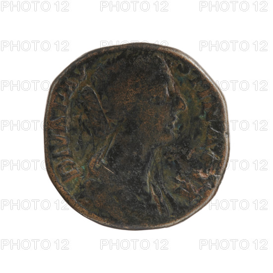 Sestertius, Faustina the Younger (ca. 130–176; Roman empress 161–176) (posthumous issue), Marcus Aurelius (121–180; Roman emperor 161–180) (issuer). Obverse: Bust of Faustina II in drapery facing right, legend DIVA FAVSTINA PIA around. Reverse: Aeternitas (personification) veiled, standing left, holding a globe with a phoenix in her right hand, resting her left on a column; legend AETER N... (in SC fields). Iconography: personifications, veils, globes, phoenix, columns. Date: after 176. Place: Roman Empire, Rome. Coin: brass sestertius; dia. 27.0–27.5 mm; weight 22.20 g; axis 0°.