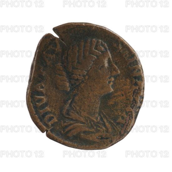 Sestertius, Marcus Aurelius (121–180; Roman emperor 161–180), issuer; Faustina the Younger (c.130–176; Roman empress 161–176), depicted posthumously; Roman deities; iconography of Faustina the Younger; Diana (mythology); torches; crescents. Obverse: Bust of Faustina II in drapery facing right, inscription 'DIVA FAVSTINA' around. Reverse: Diana in a long robe with a crescent on her shoulders, standing with head turned right, holding a burning torch in both hands, inscription 'IBVS R EPTA' around, 'SC' in fields. Date: after 176. Place: Rome, Roman Empire (27 BC–476). Object type: coin (sestertius). Measurements: diameter 27.0–29.0 mm, weight 19.80 g, axis 0°.