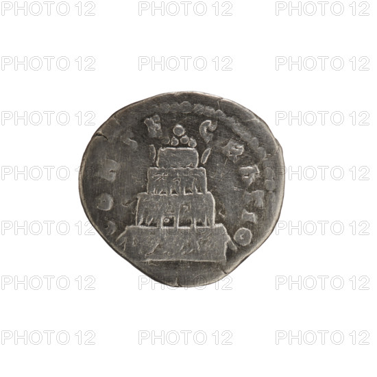Denarius, Lucius Verus (130–169; Roman emperor 161–169), posthumous; Marcus Aurelius (121–180; Roman emperor 161–180), issuer. Obverse: Head of Lucius Verus uncovered to the right, inscription DIVV—VERVS around. Reverse: Funeral pyre with four tiers with a quadriga on top, inscription CONSE—CRATIO around. After 169. Roman Empire (27 BC–476). Coin; diameter 17.0–18.0 mm, weight 2.85 g, axis 0°.